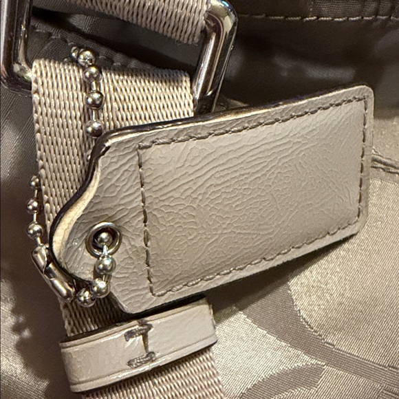 Coach Getaway
Signature Nylon File - Picture 8 of 8